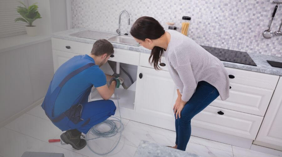 Local tankless water heater installation in McIntosh, FL